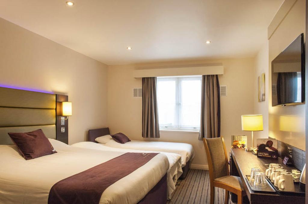 Premier Inn Uttoxeter Exterior photo